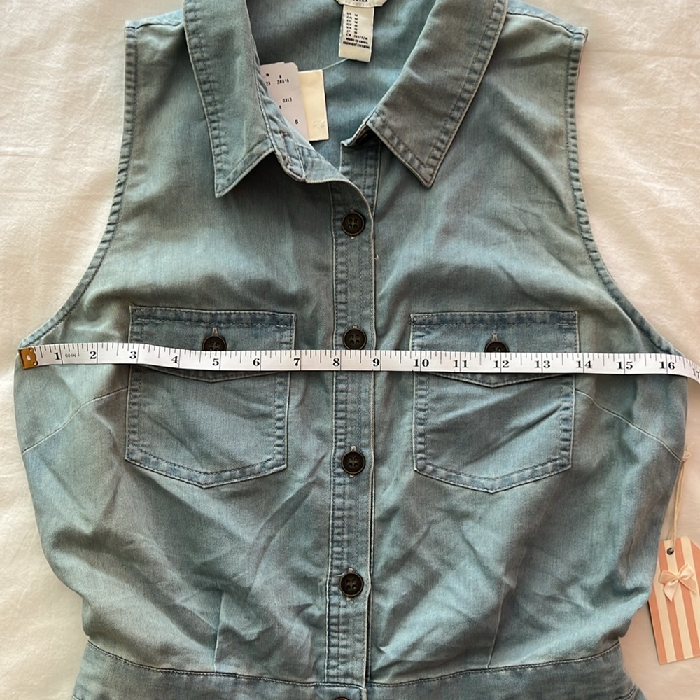 NWT FOREVER 21 denim romper w/pockets - Picture 7 of 9